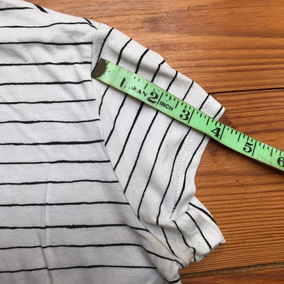 Nike and H&M Black and White Crop Top Bundle, EUC, S - Picture 6 of 15